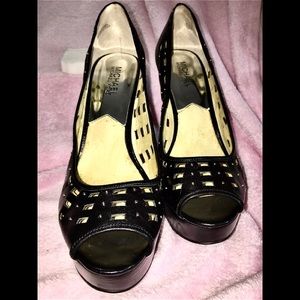 Michael Kors GUC Sz 10 Thick Stiletto NICE!